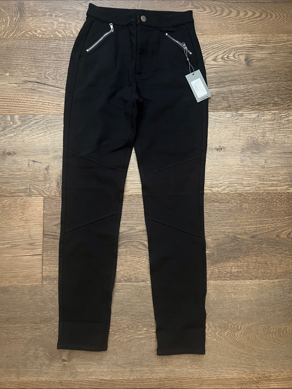 G/FORE Black Cropped Athletic Pants with Zip Pockets